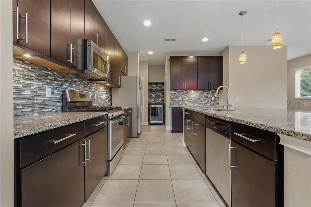 7340 MILESTONE DRIVE Apollo Beach, FL 33572