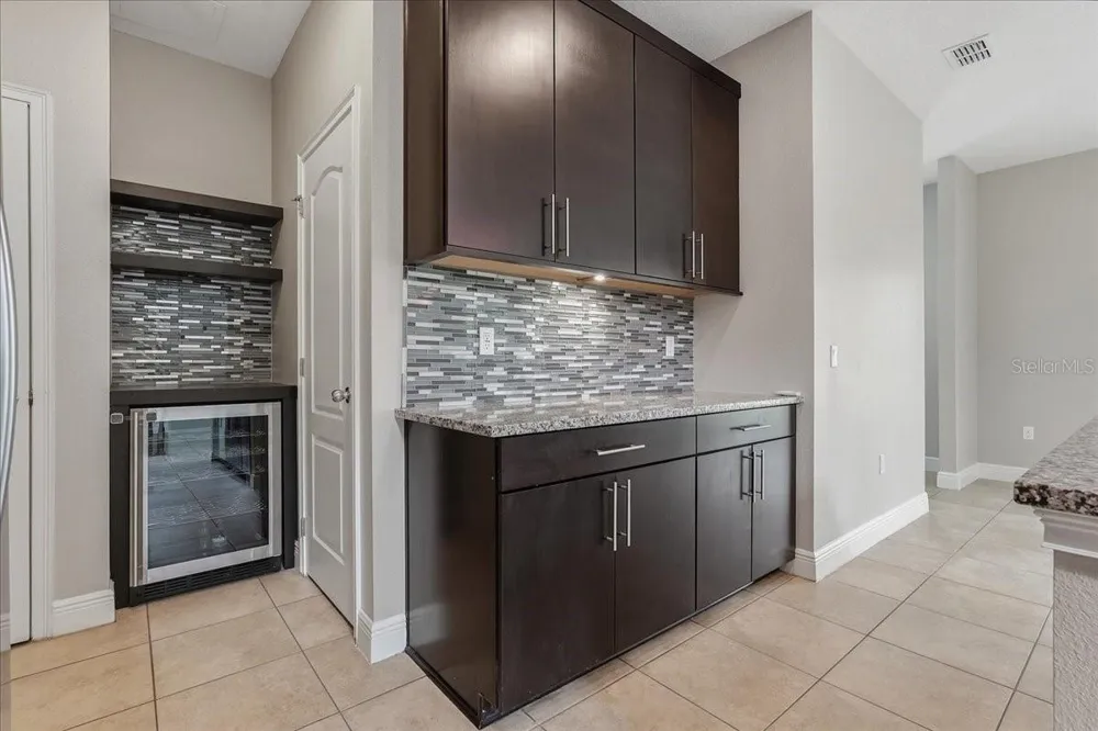 7340 MILESTONE DRIVE Apollo Beach, FL 33572