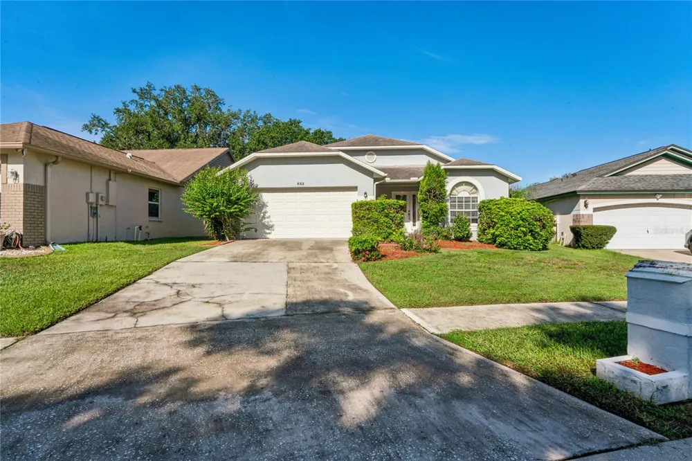 652 SAND RIDGE DRIVE Valrico, FL 33594