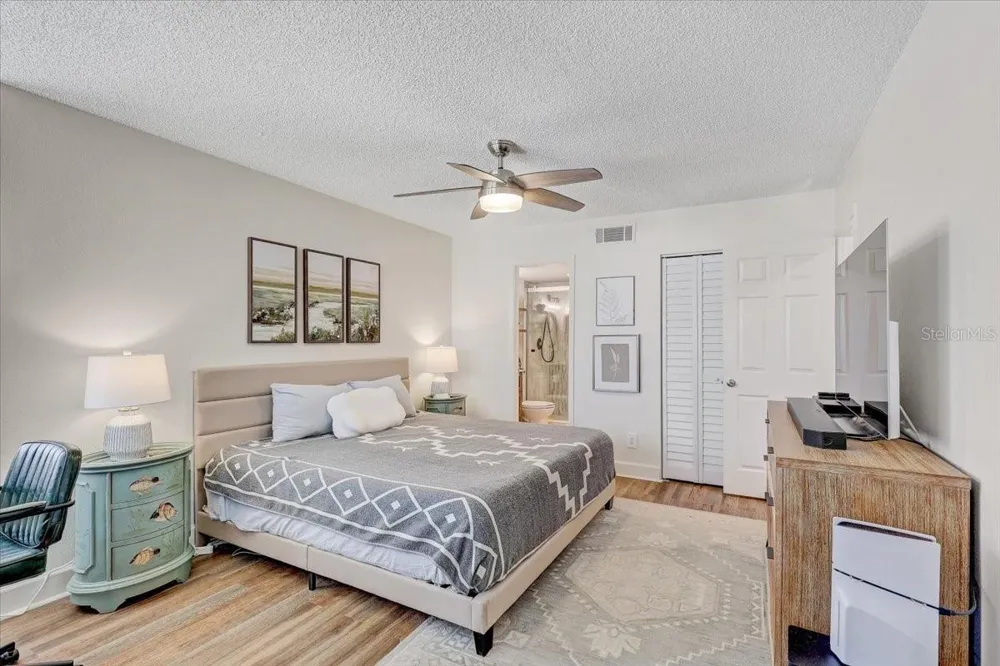1952 LAUGHING GULL LANE #1426 Clearwater, FL 33762