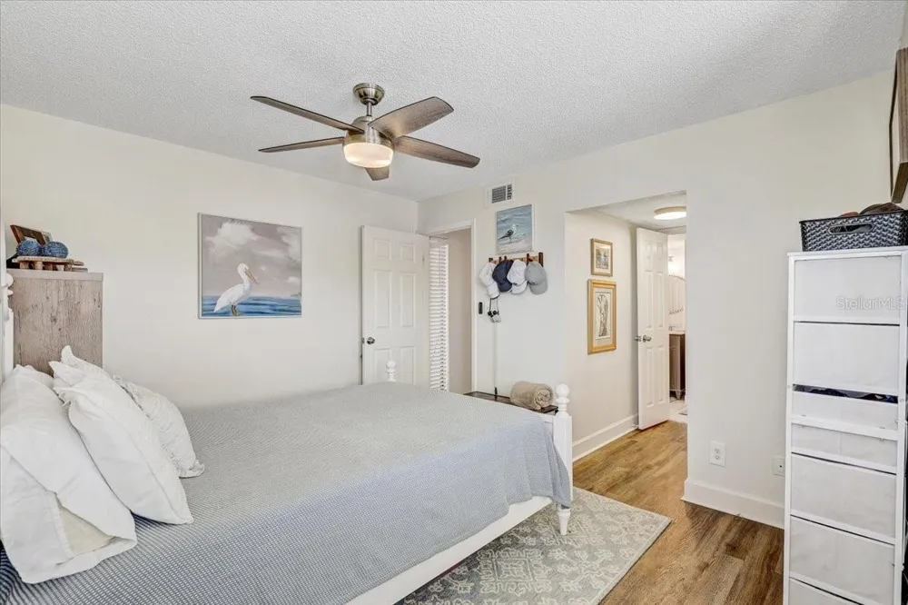1952 LAUGHING GULL LANE #1426 Clearwater, FL 33762
