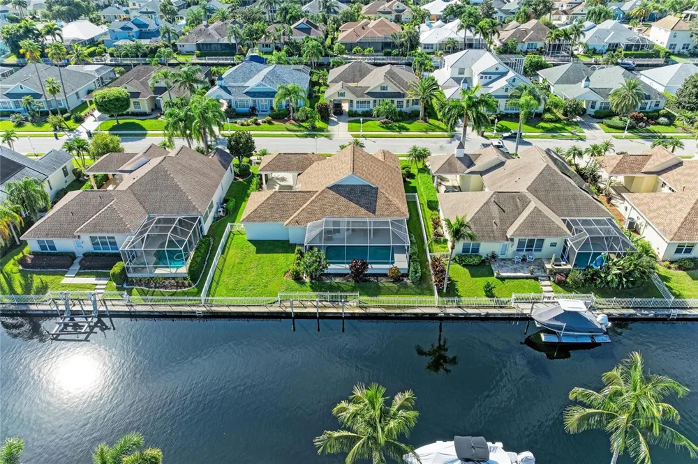 4727 COMPASS DRIVE Bradenton, FL 34208