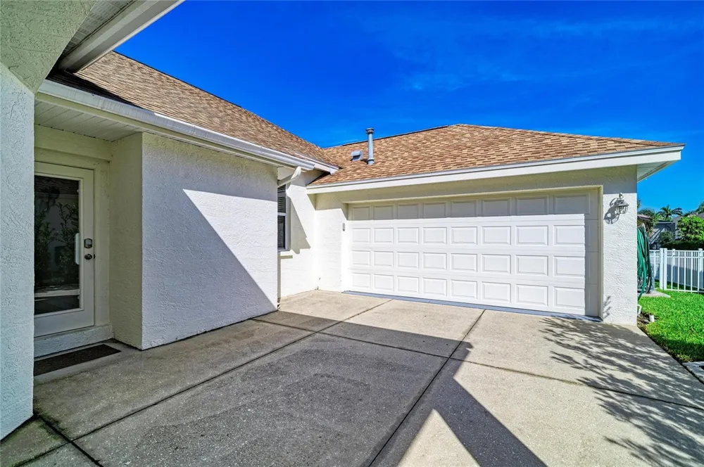 4727 COMPASS DRIVE Bradenton, FL 34208