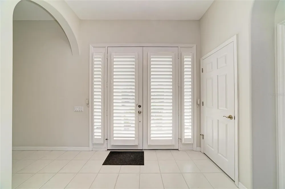 4727 COMPASS DRIVE Bradenton, FL 34208