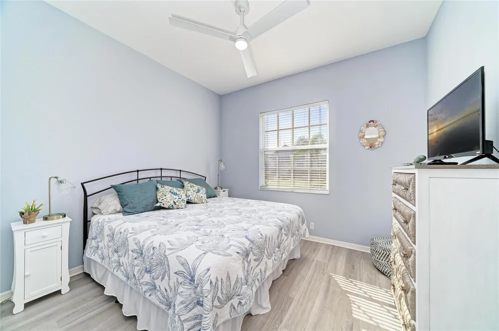 4727 COMPASS DRIVE Bradenton, FL 34208