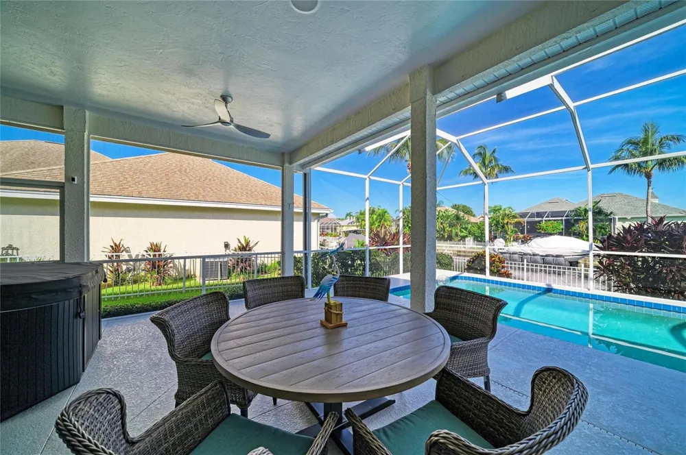 4727 COMPASS DRIVE Bradenton, FL 34208