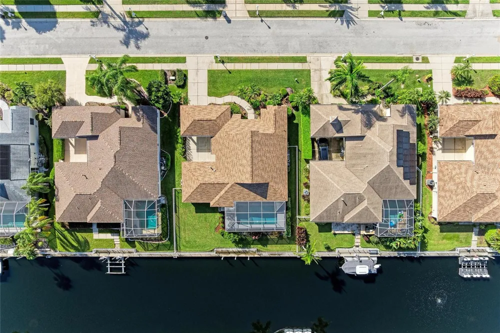4727 COMPASS DRIVE Bradenton, FL 34208