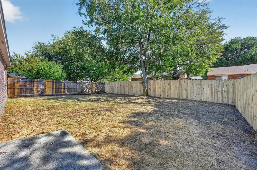 3140 Ronay Drive Forest Hill, TX 76140