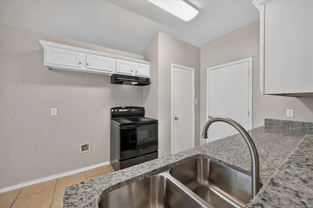 3140 Ronay Drive Forest Hill, TX 76140