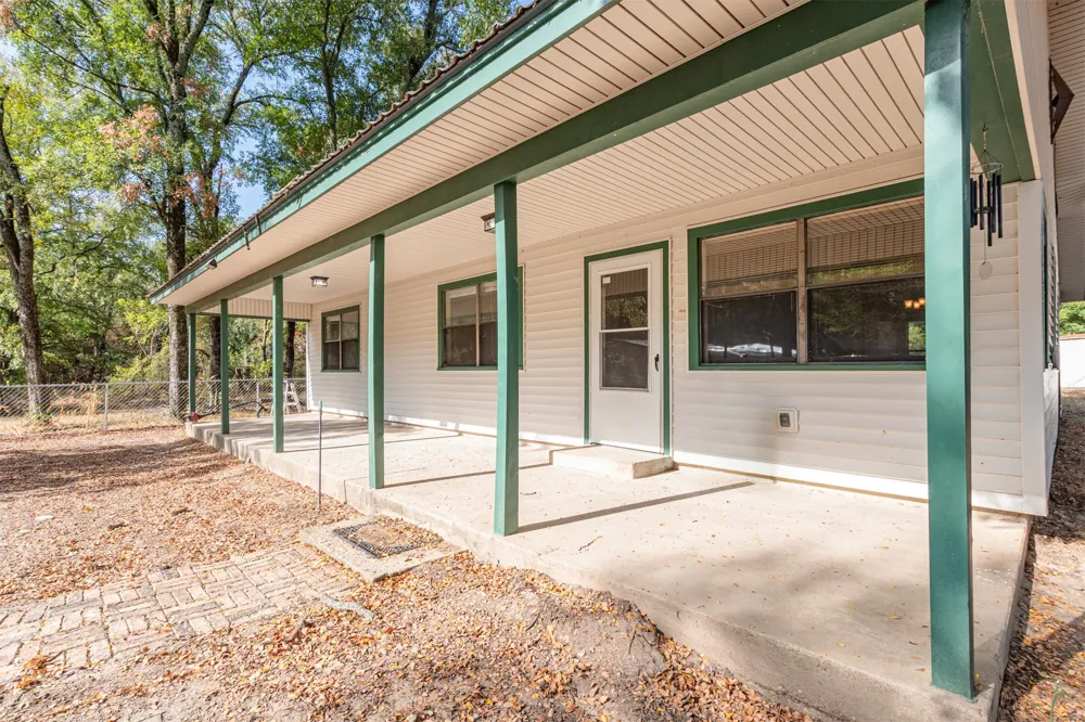 7263 State Highway 276 Point, TX 75472