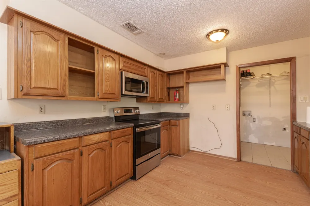 7263 State Highway 276 Point, TX 75472