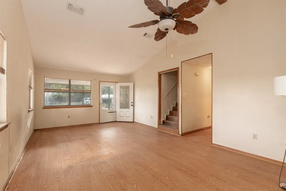 7263 State Highway 276 Point, TX 75472