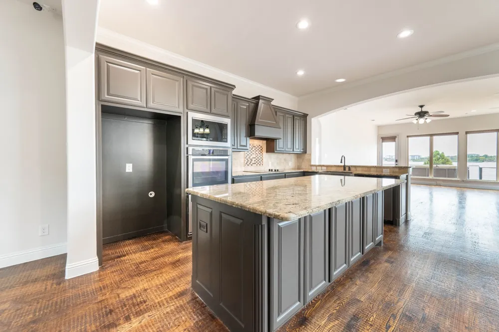 2313 Windjammer Way Rowlett, TX 75088