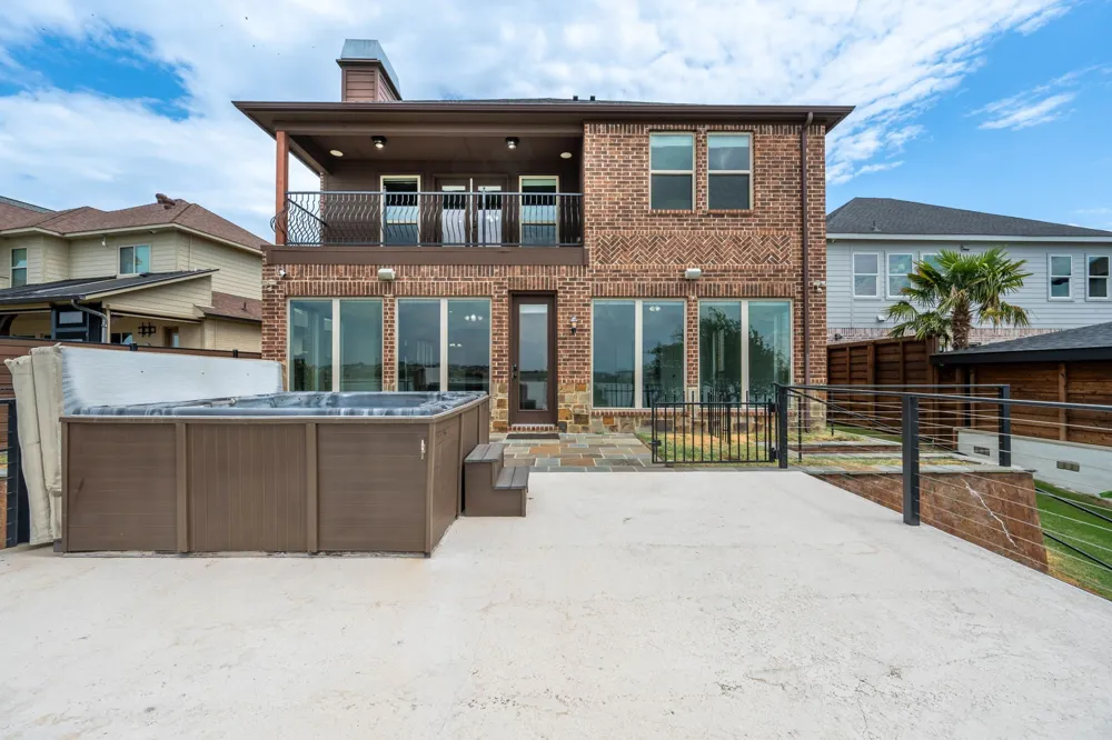 2313 Windjammer Way Rowlett, TX 75088