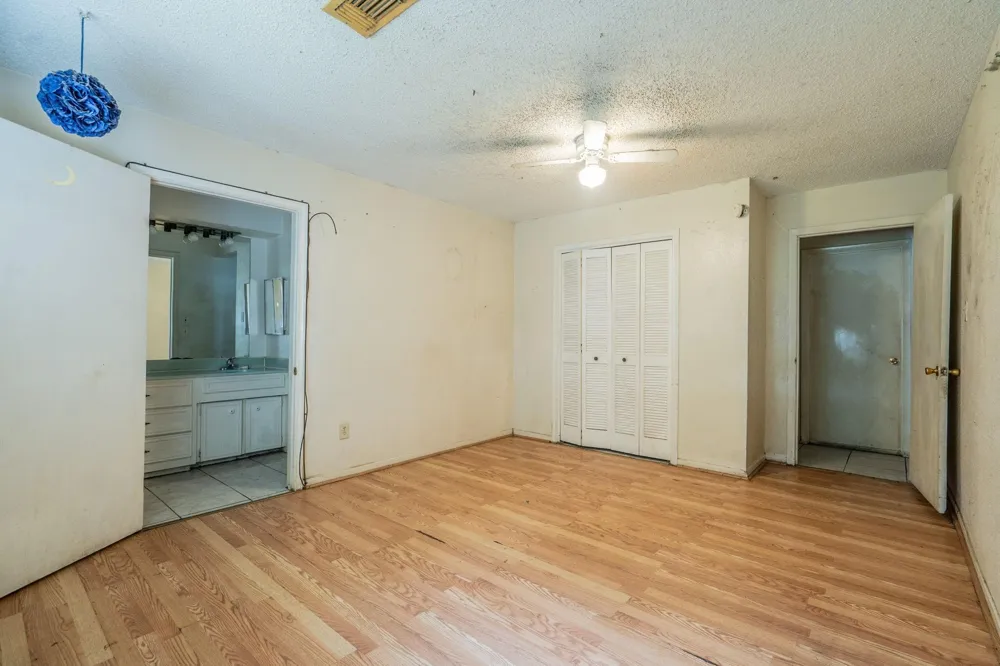 11919 Barrett Brae Drive Houston, TX 77072