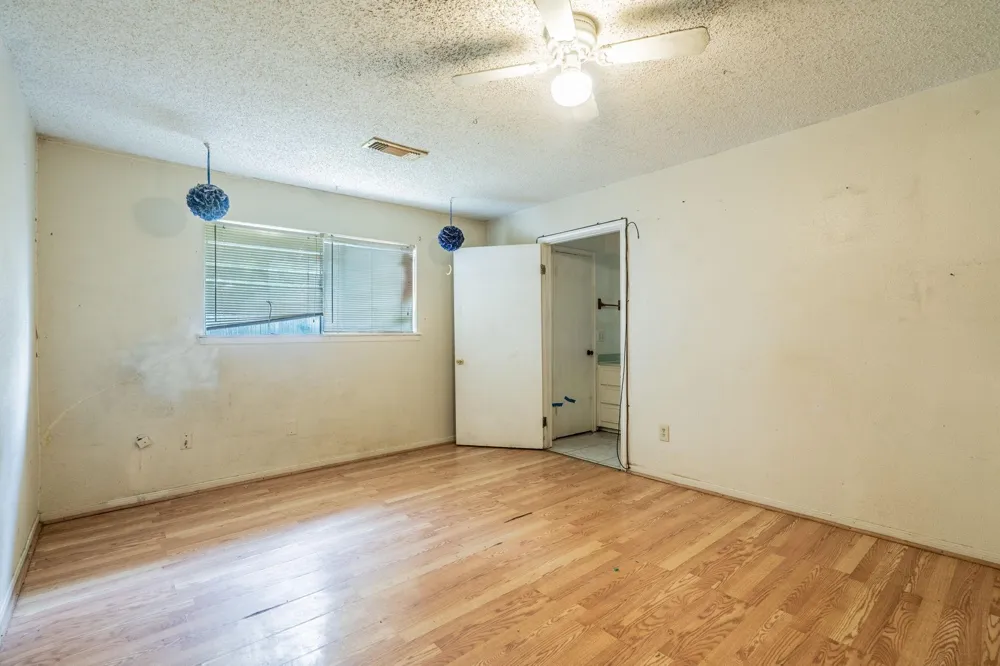 11919 Barrett Brae Drive Houston, TX 77072