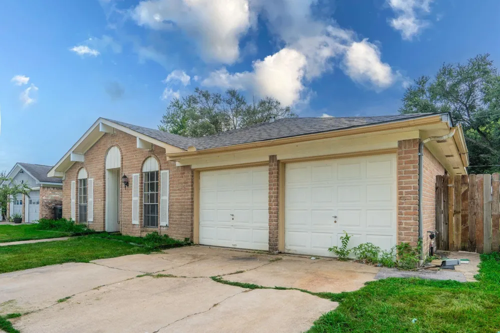 11919 Barrett Brae Drive Houston, TX 77072