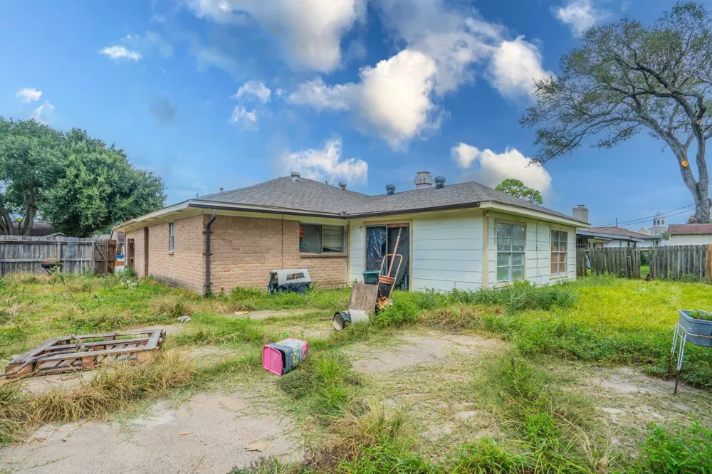 11919 Barrett Brae Drive Houston, TX 77072