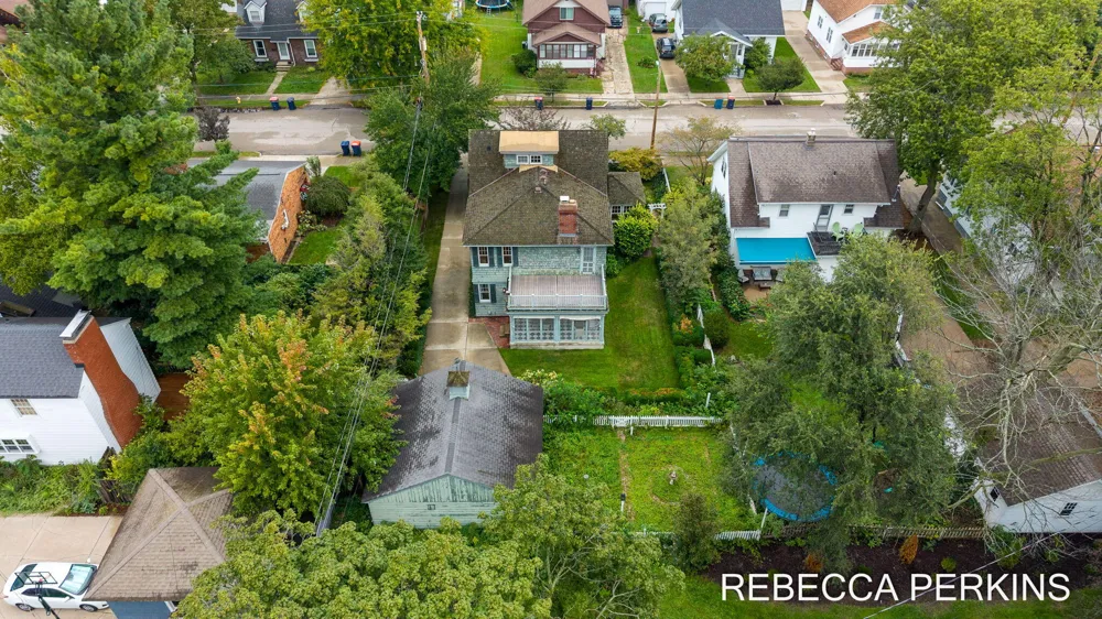 22 Cherry Street Holland City, MI 49423
