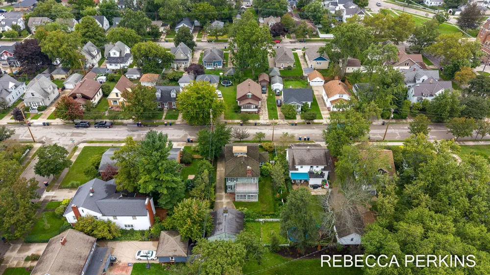 22 Cherry Street Holland City, MI 49423