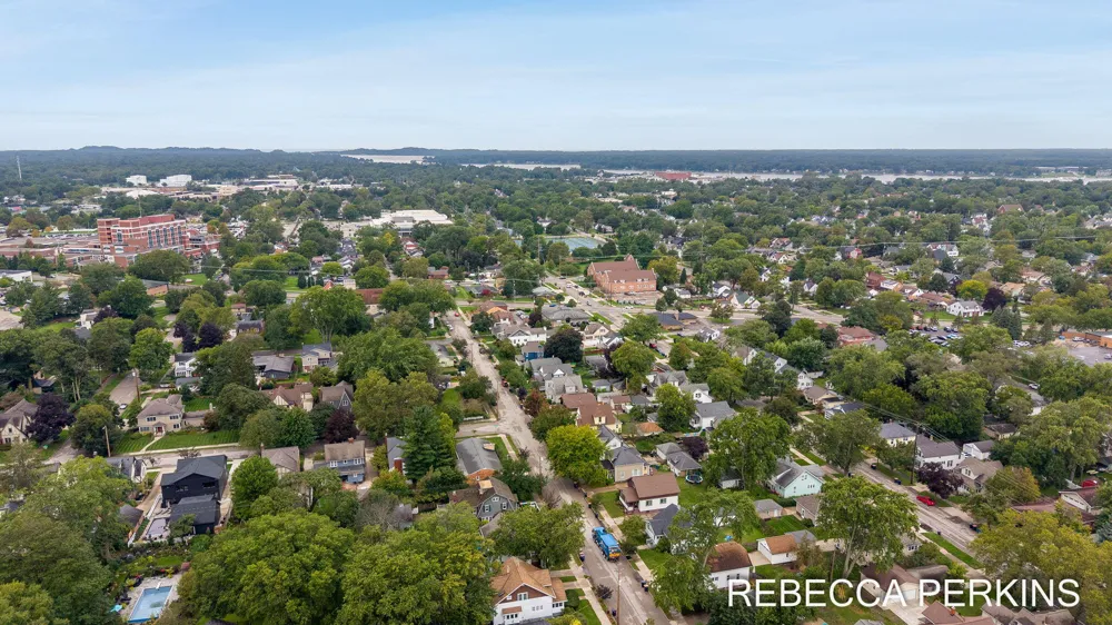 22 Cherry Street Holland City, MI 49423