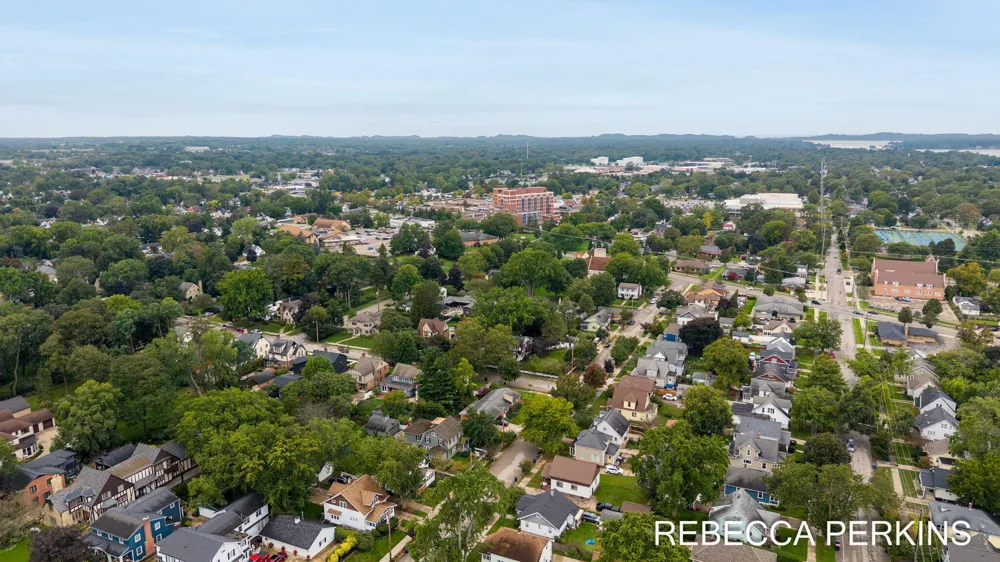 22 Cherry Street Holland City, MI 49423