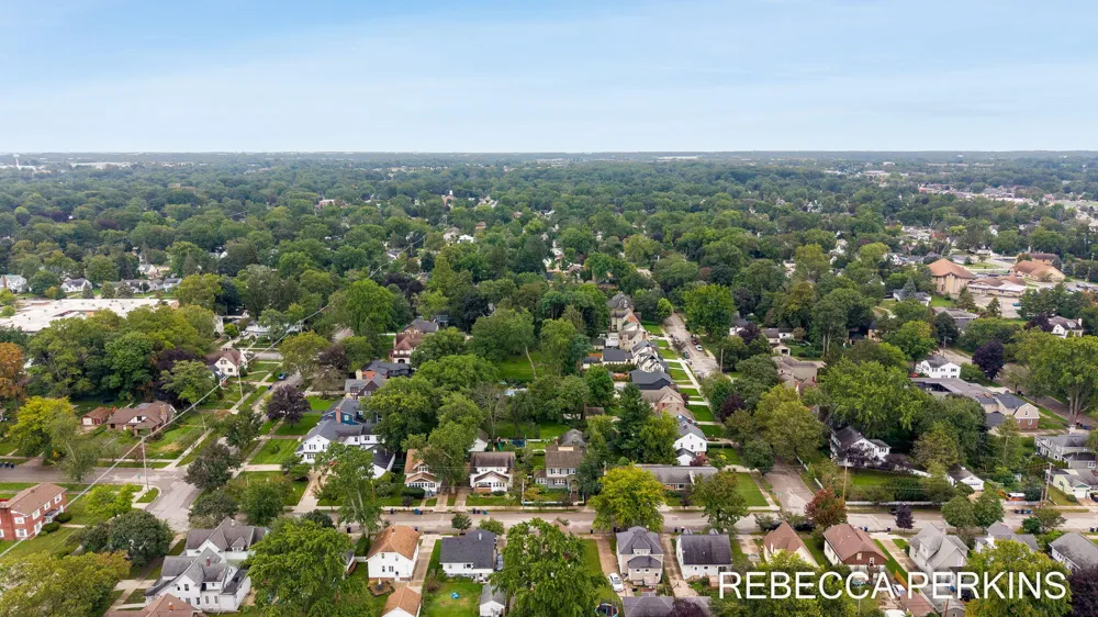 22 Cherry Street Holland City, MI 49423