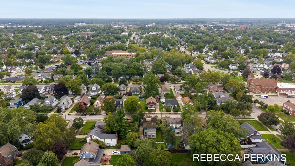 22 Cherry Street Holland City, MI 49423