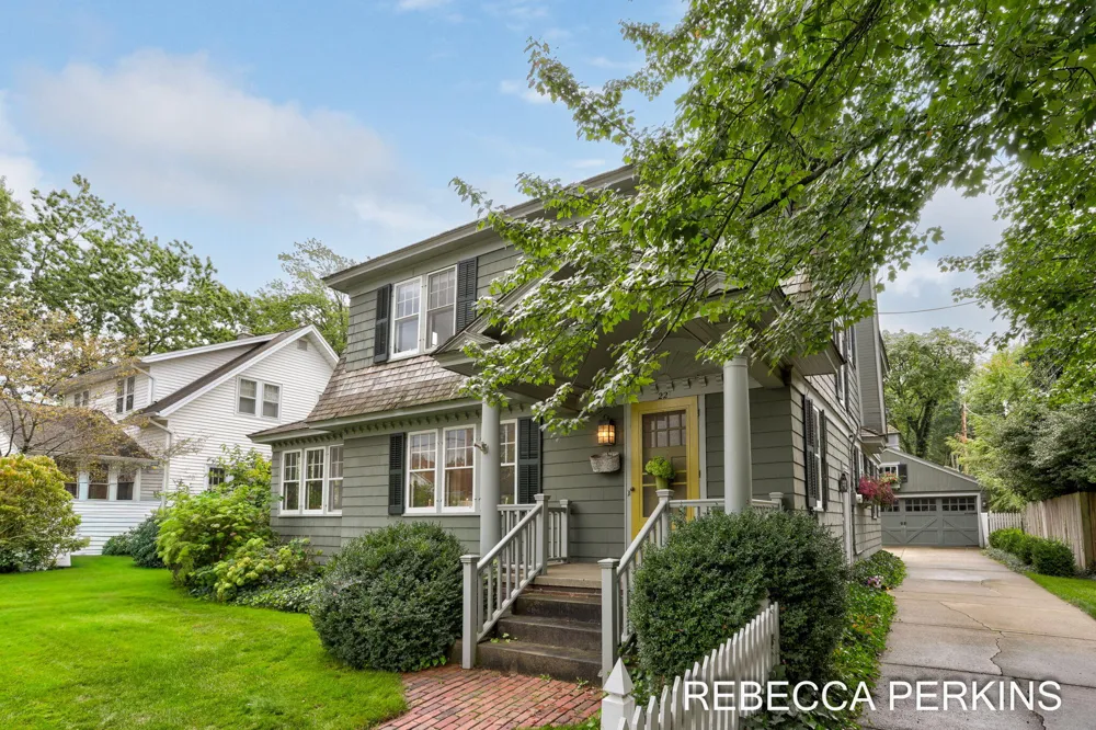 22 Cherry Street Holland City, MI 49423