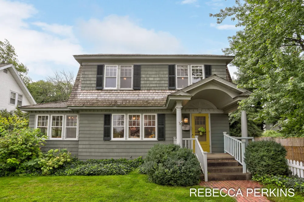 22 Cherry Street Holland City, MI 49423