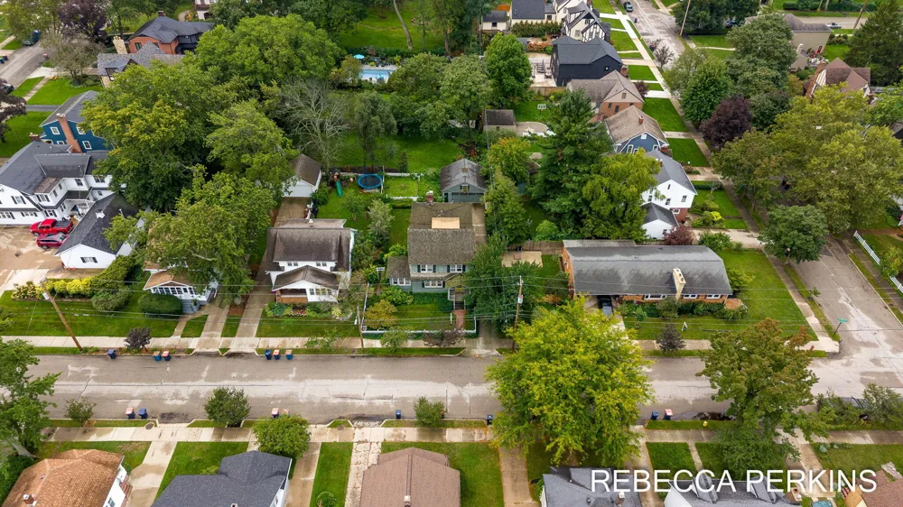 22 Cherry Street Holland City, MI 49423
