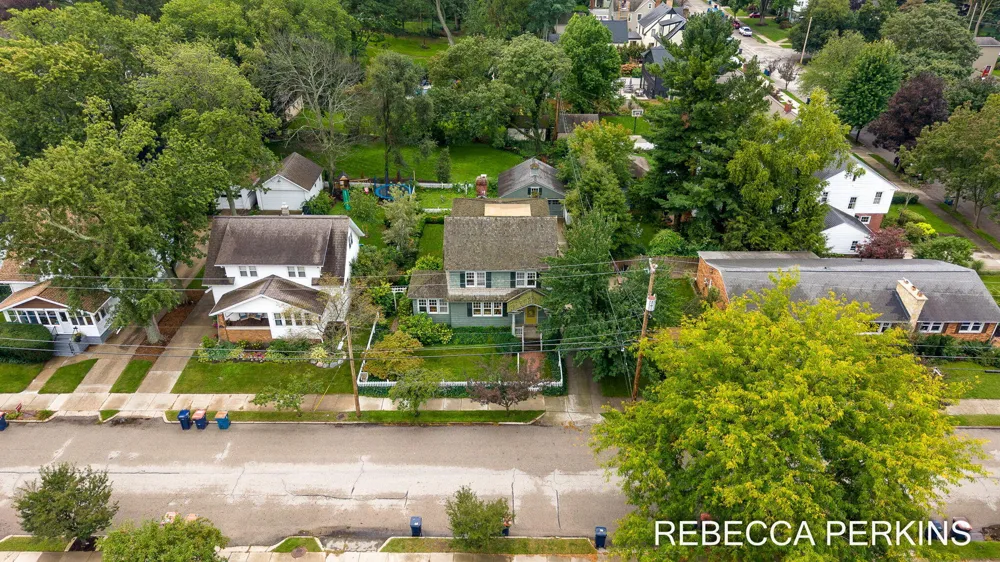 22 Cherry Street Holland City, MI 49423