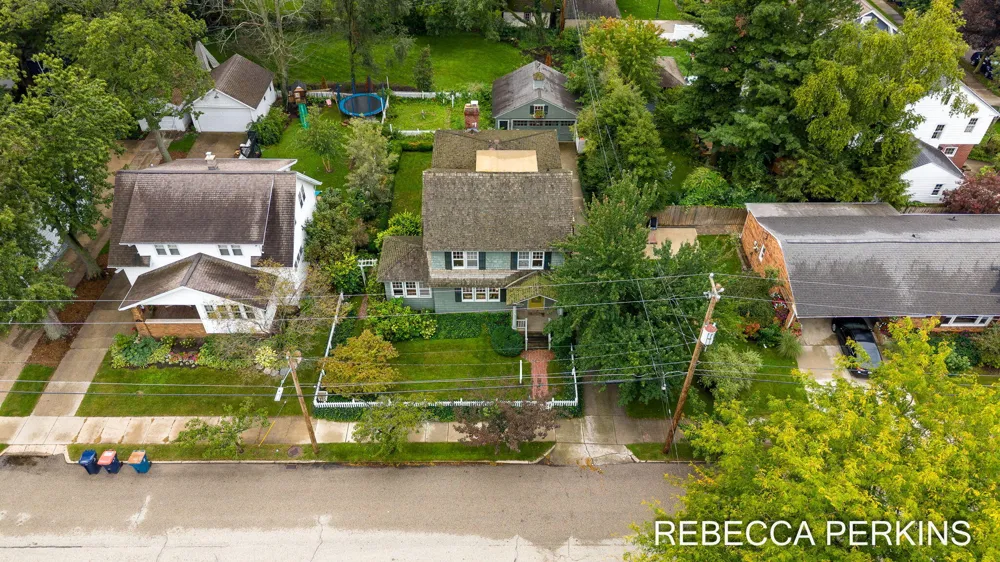 22 Cherry Street Holland City, MI 49423