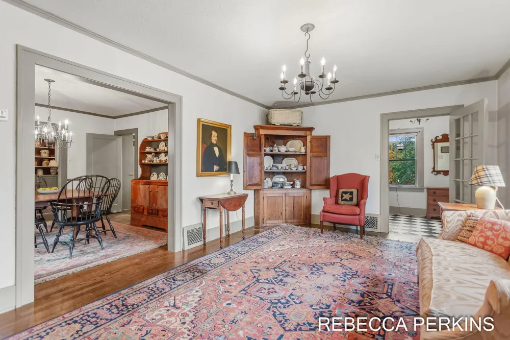 22 Cherry Street Holland City, MI 49423