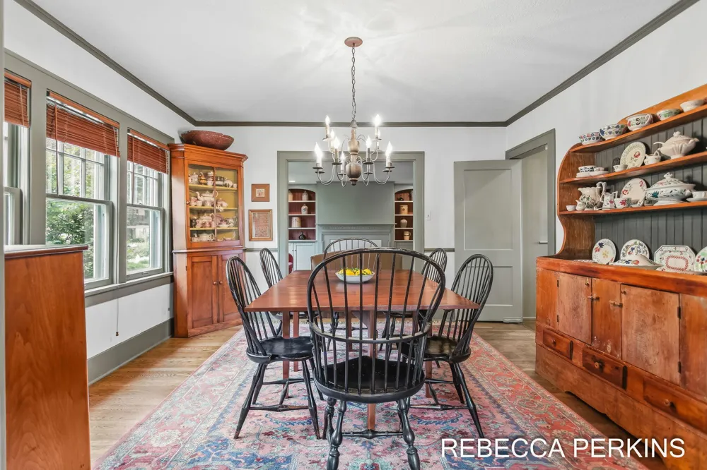 22 Cherry Street Holland City, MI 49423