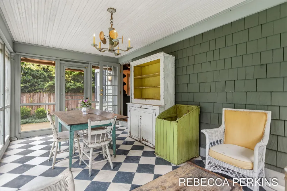 22 Cherry Street Holland City, MI 49423