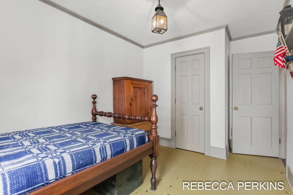 22 Cherry Street Holland City, MI 49423