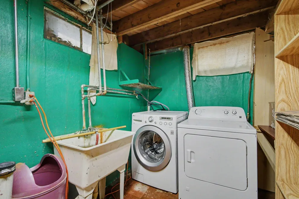 2146 Godfrey Avenue SW Wyoming City, MI 49509