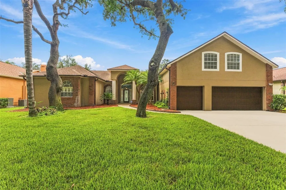 2561 REGAL RIVER ROAD Valrico, FL 33596