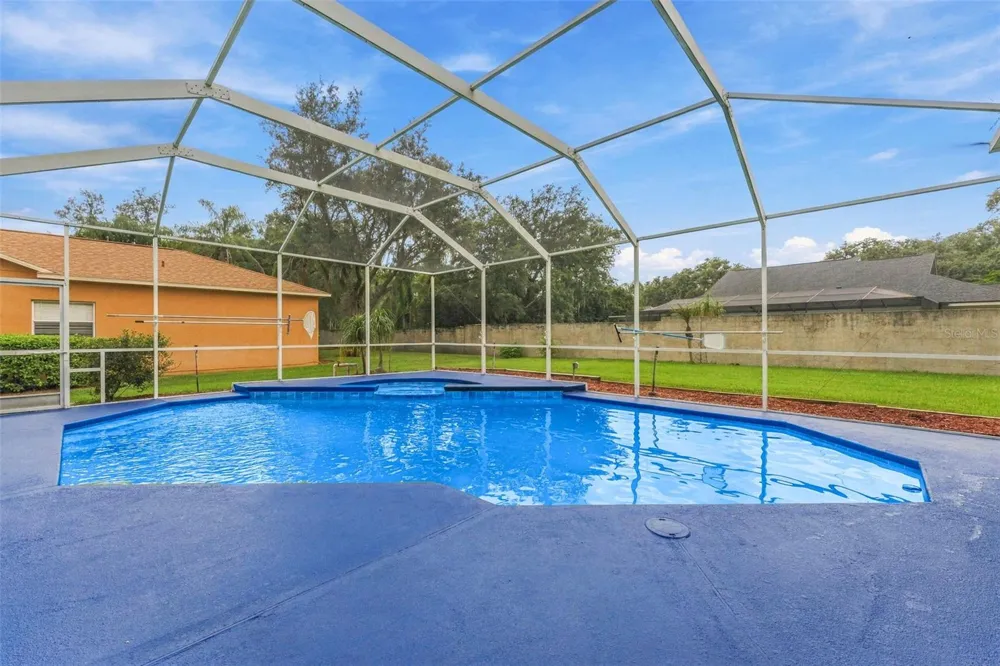 2561 REGAL RIVER ROAD Valrico, FL 33596