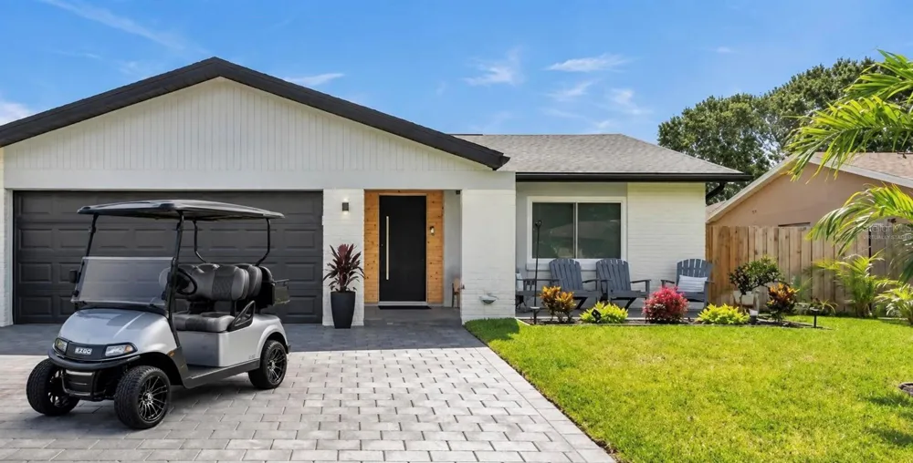 1467 CHESTERFIELD DRIVE Dunedin, FL 34698