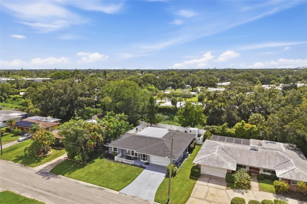 4214 TEE ROAD Sarasota, FL 34235