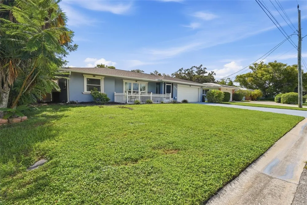 4214 TEE ROAD Sarasota, FL 34235