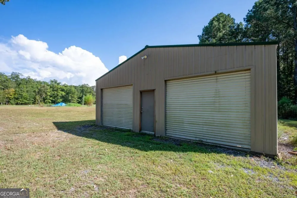 1215 Cullpepper RD NE Calhoun, GA 30701