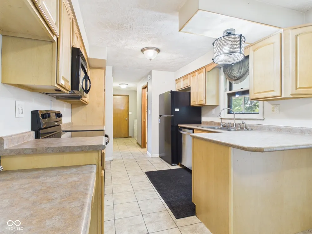 168 E Benton Street Alexandria, IN 46001