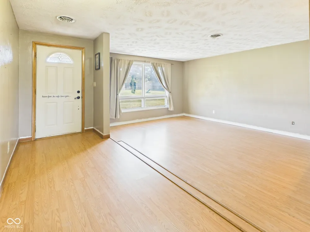 168 E Benton Street Alexandria, IN 46001