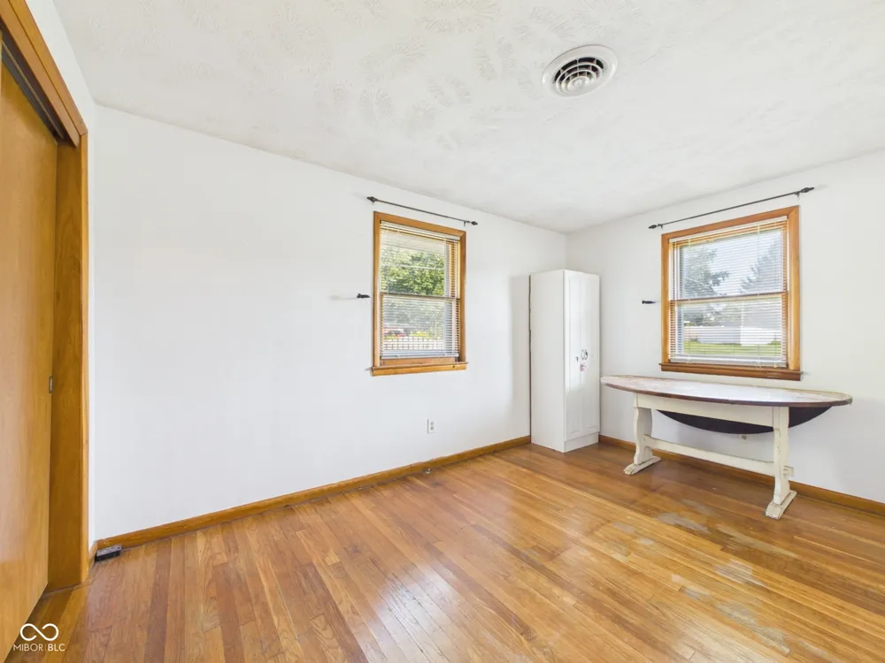 168 E Benton Street Alexandria, IN 46001
