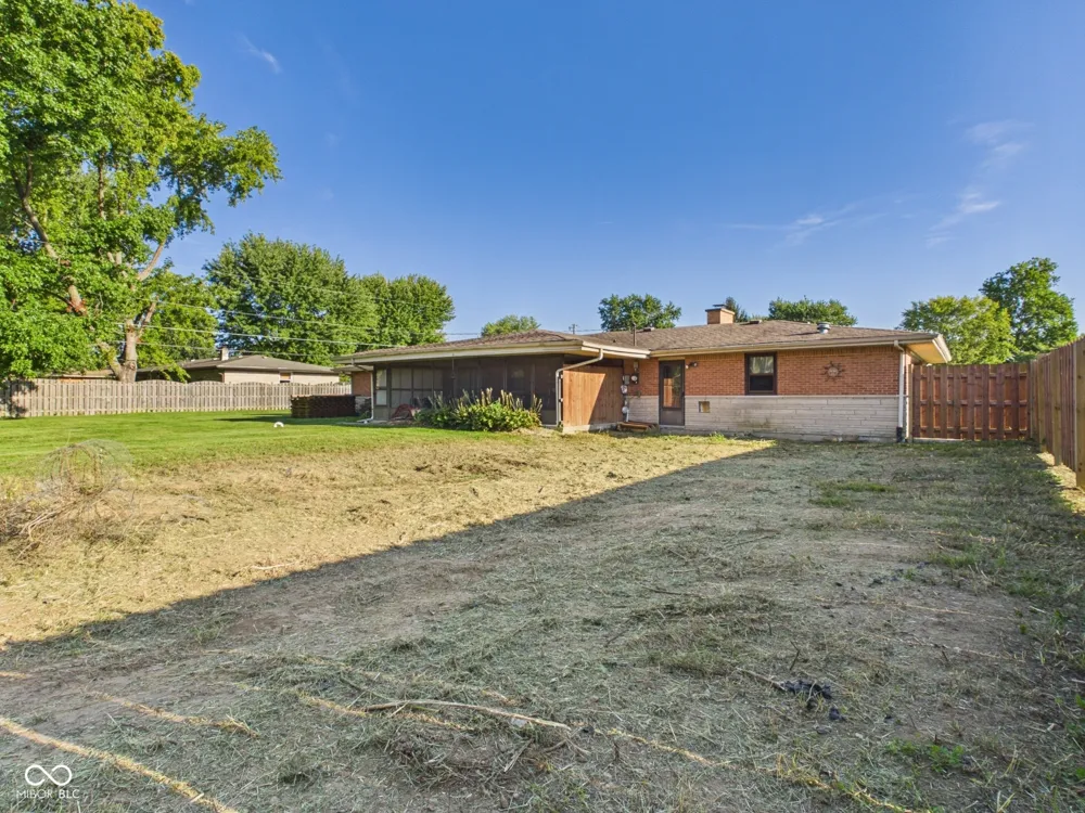 168 E Benton Street Alexandria, IN 46001