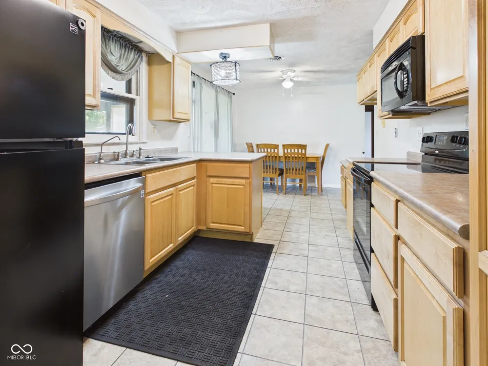 168 E Benton Street Alexandria, IN 46001