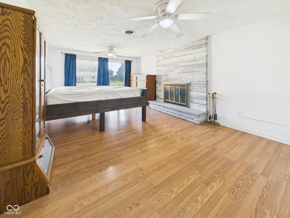 168 E Benton Street Alexandria, IN 46001